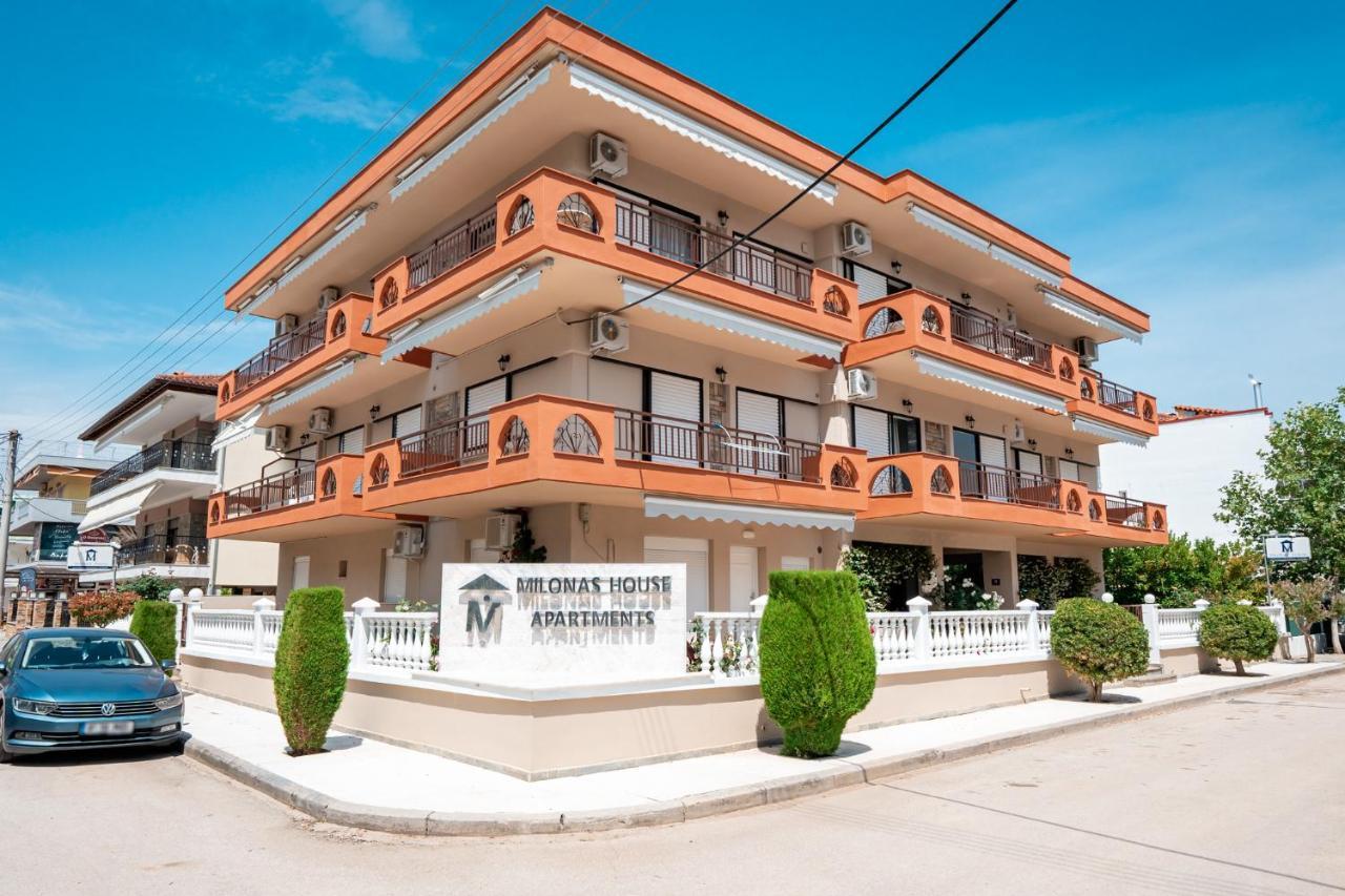 Milonas House Apartments Paralia Dionisiou Zewnętrze zdjęcie