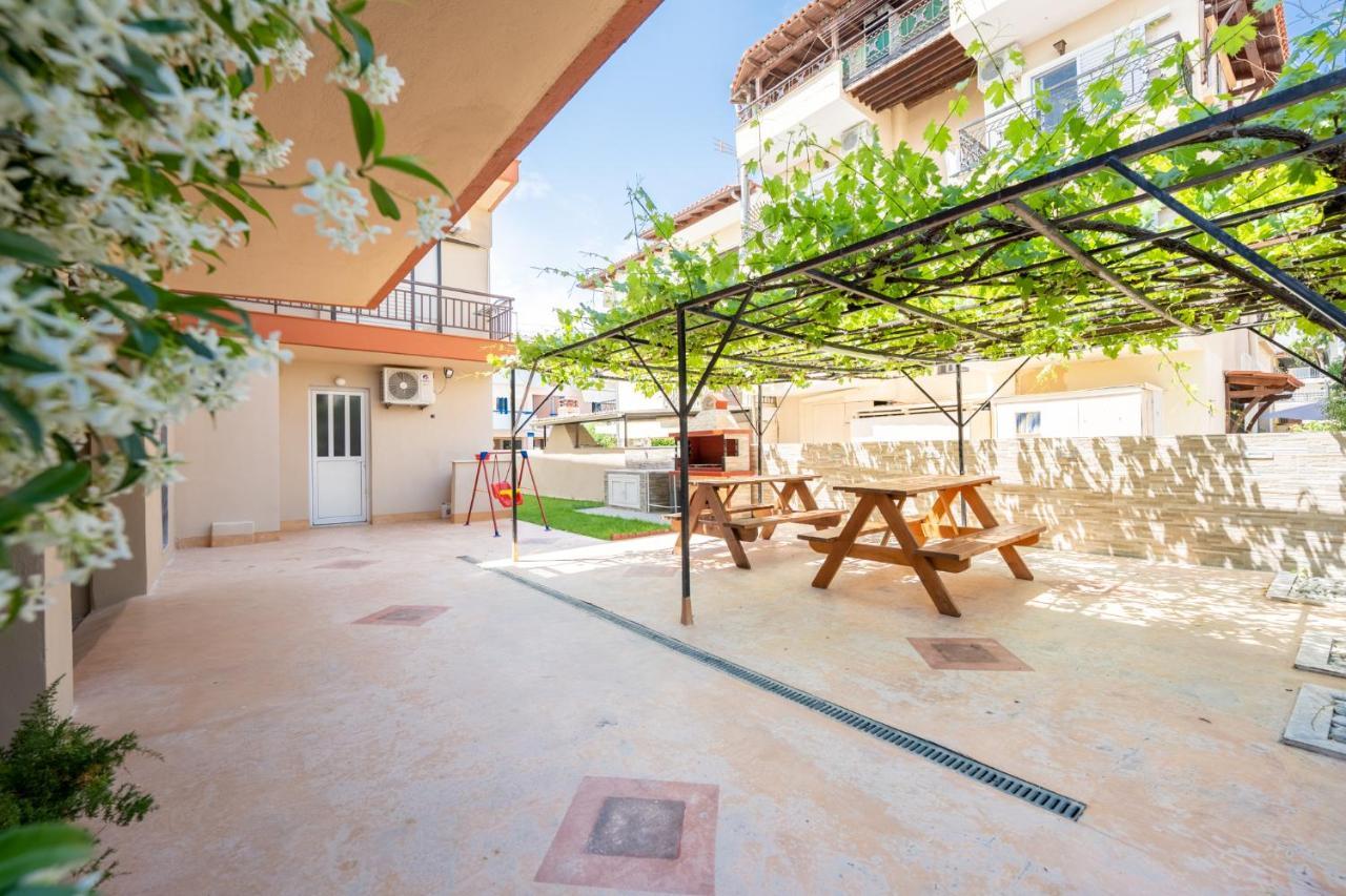 Milonas House Apartments Paralia Dionisiou Zewnętrze zdjęcie