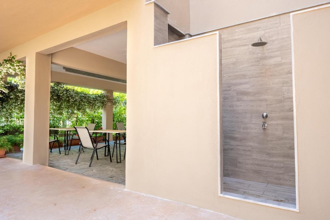 Milonas House Apartments Paralia Dionisiou Zewnętrze zdjęcie