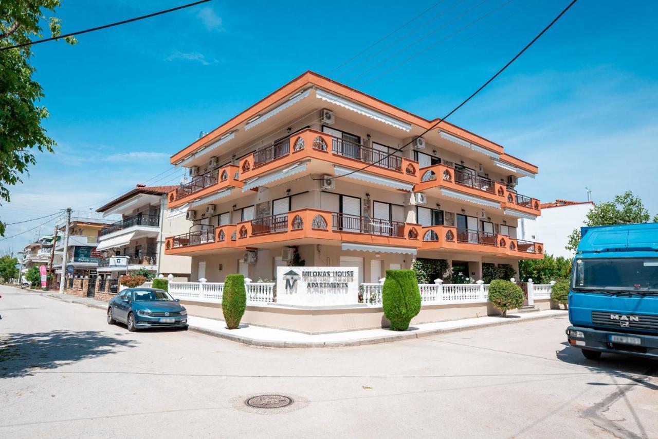 Milonas House Apartments Paralia Dionisiou Zewnętrze zdjęcie
