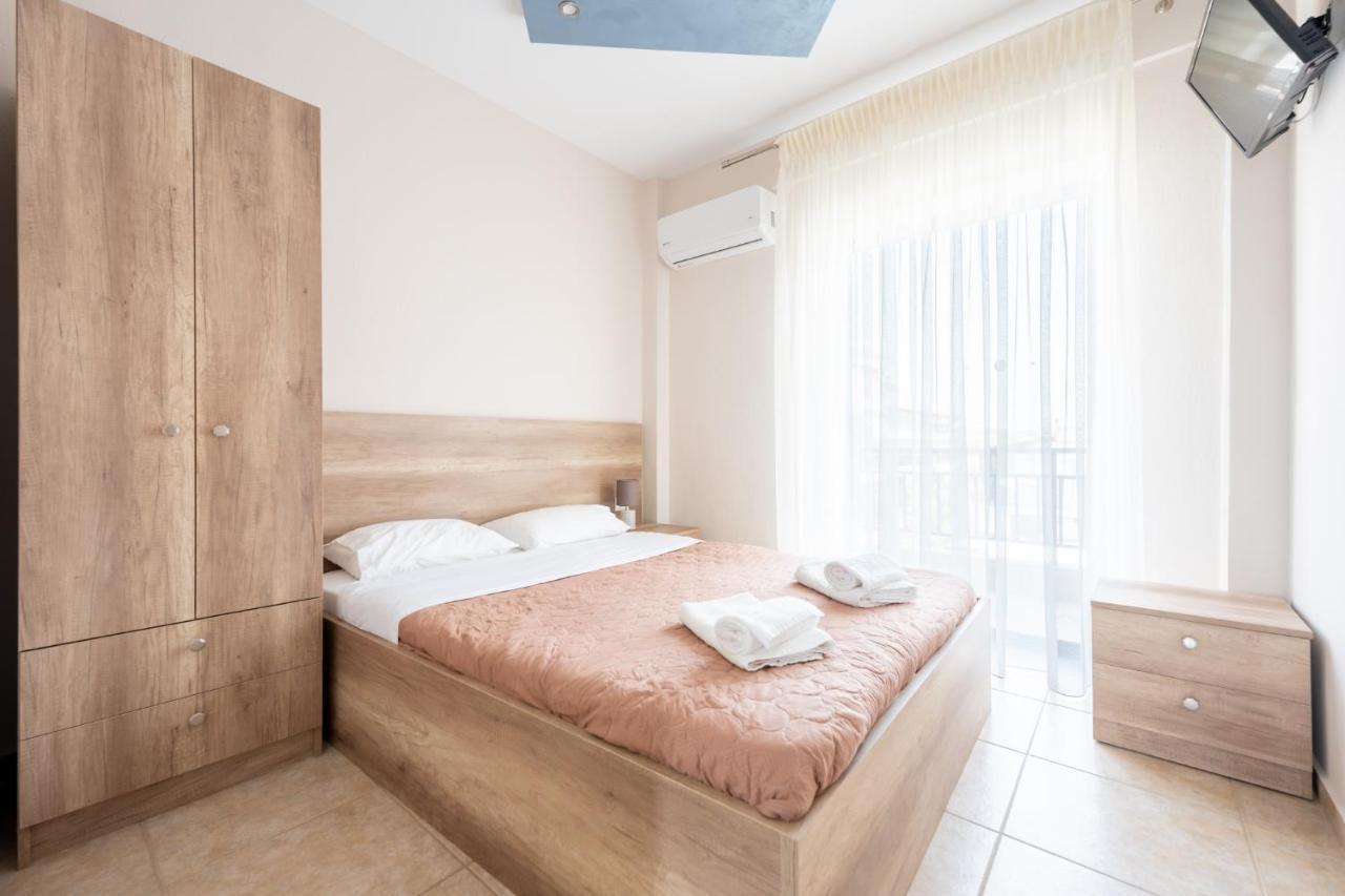 Milonas House Apartments Paralia Dionisiou Zewnętrze zdjęcie