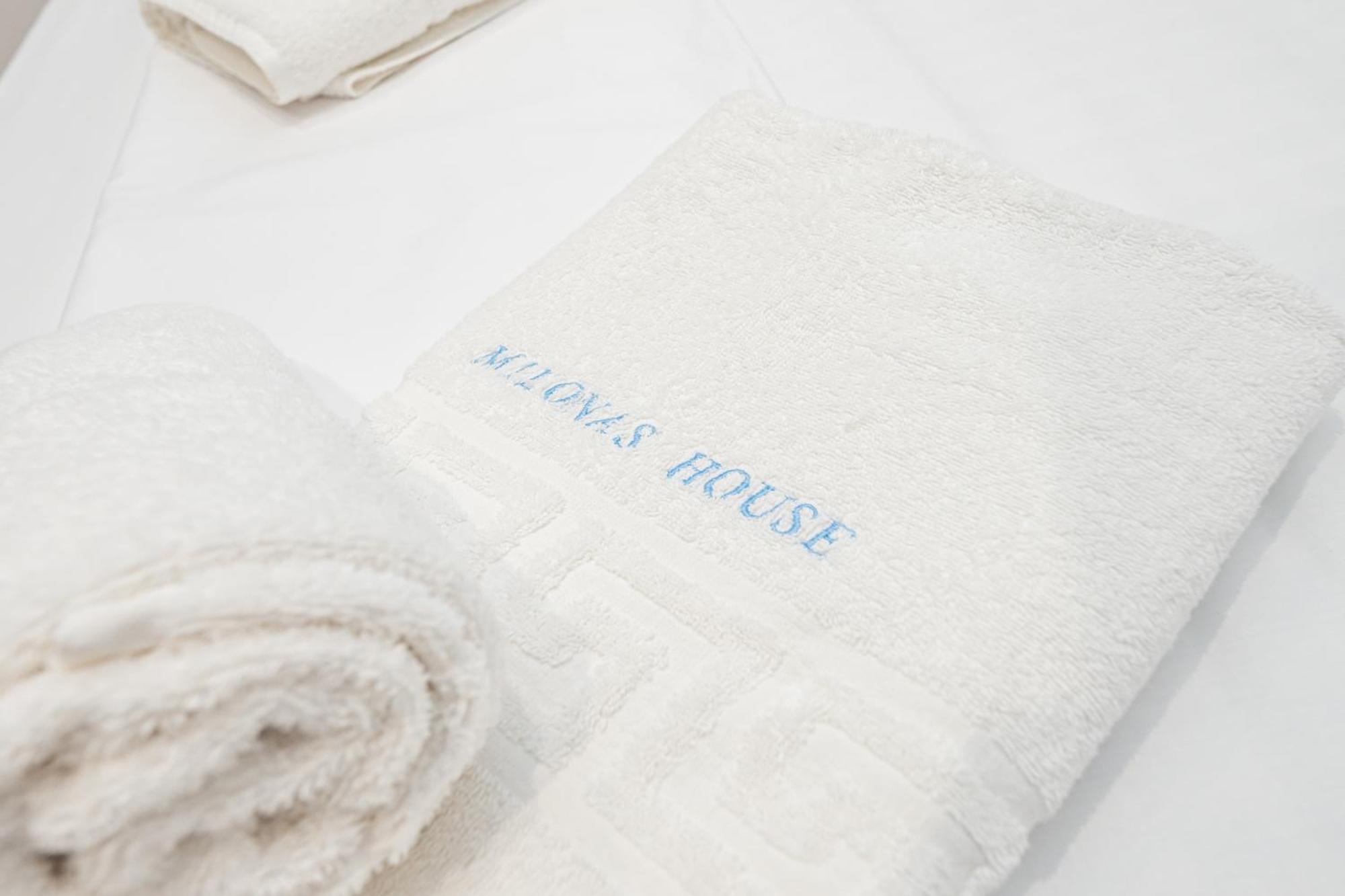 Milonas House Apartments Paralia Dionisiou Zewnętrze zdjęcie