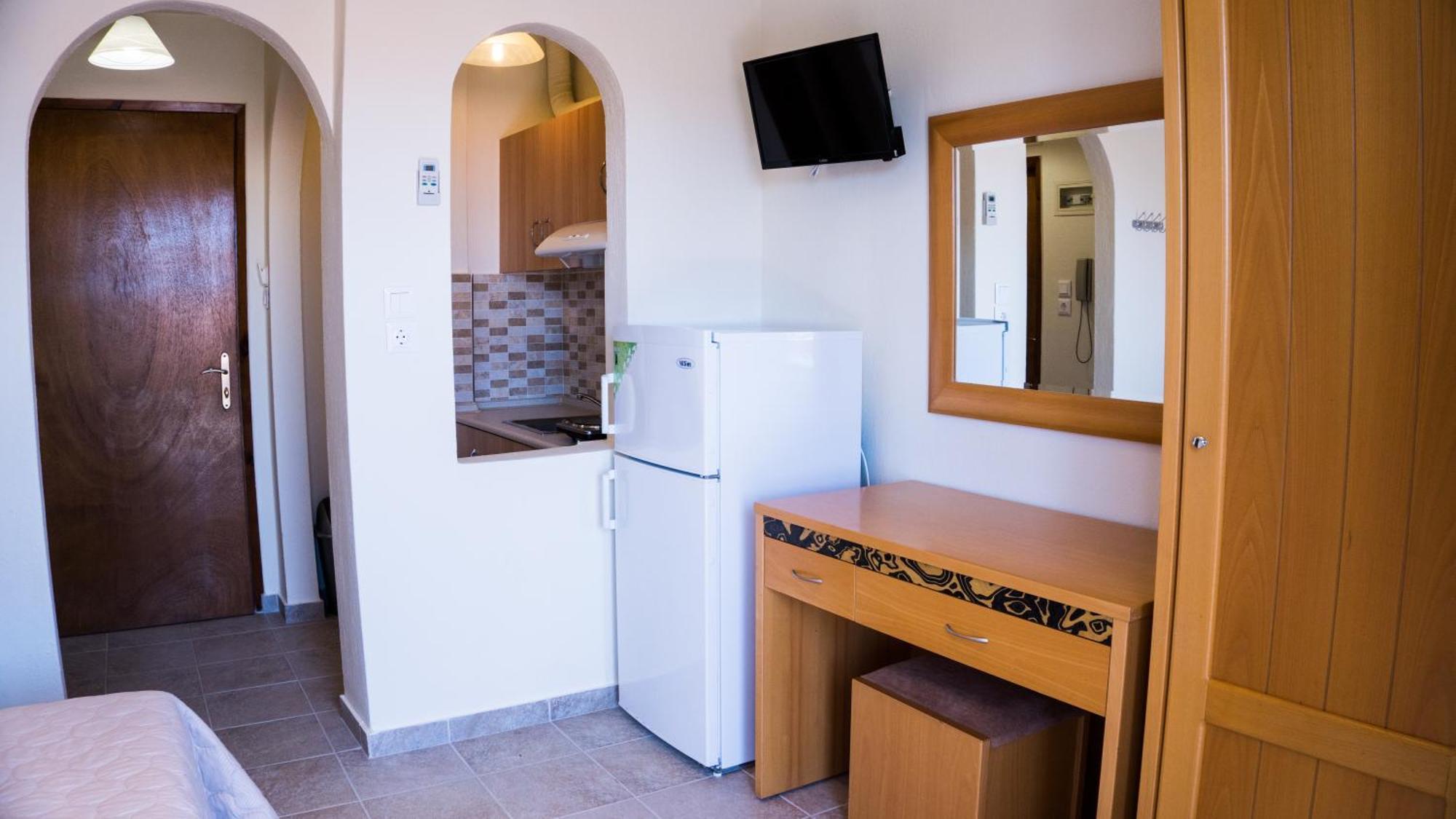 Milonas House Apartments Paralia Dionisiou Zewnętrze zdjęcie