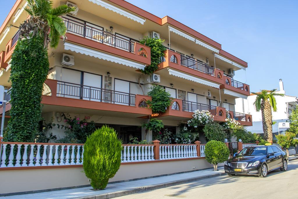 Milonas House Apartments Paralia Dionisiou Zewnętrze zdjęcie