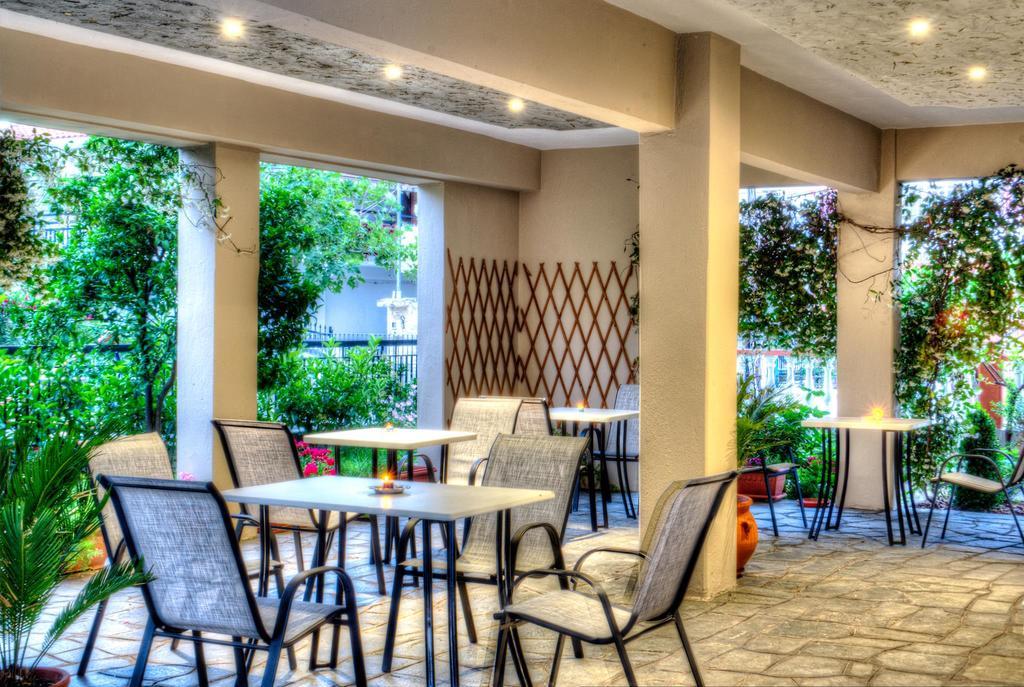 Milonas House Apartments Paralia Dionisiou Zewnętrze zdjęcie
