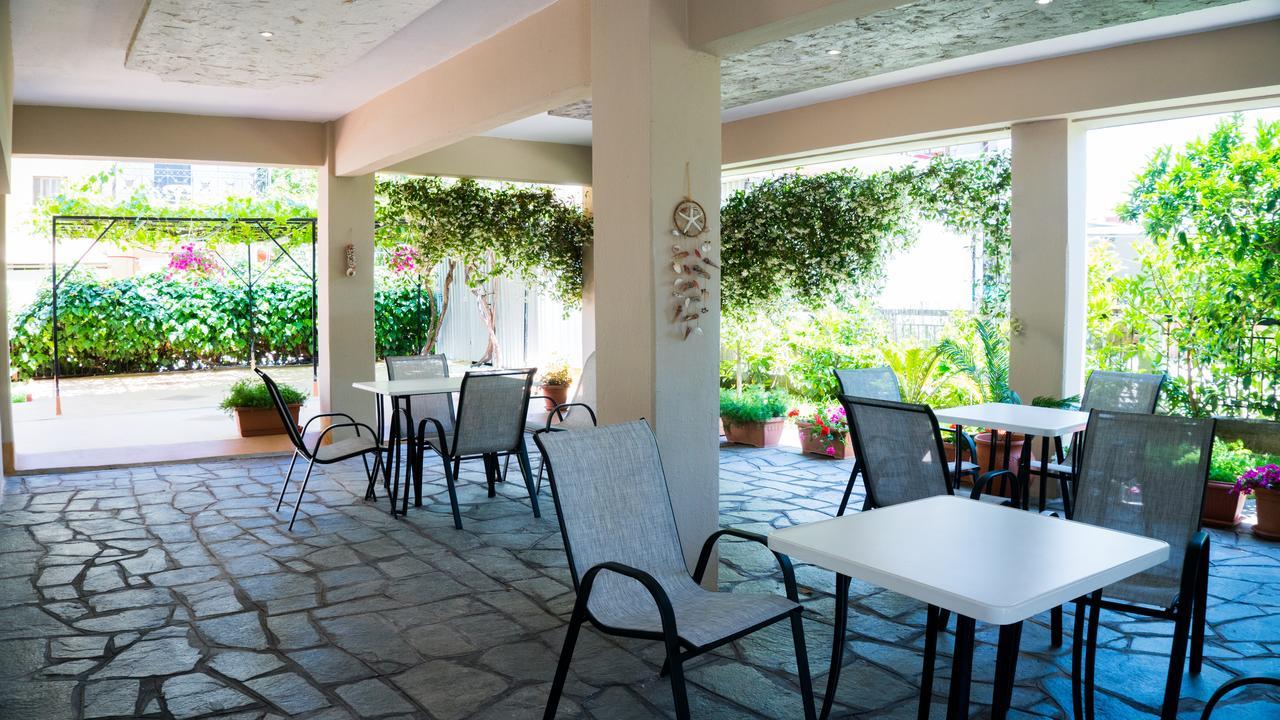 Milonas House Apartments Paralia Dionisiou Zewnętrze zdjęcie